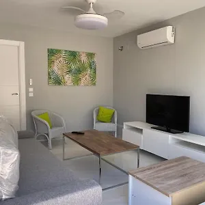 Apartment Seafront Recently Renovated