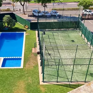 https://apartamento-diseno-con-jardin-privado-a-cien-metros-del-mar.catalonia-hotels.com