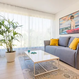 https://apartamento-guacamayo.in-canary-islands.com